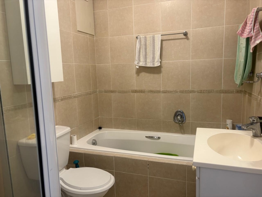 To Let 3 Bedroom Property for Rent in West Beach Western Cape